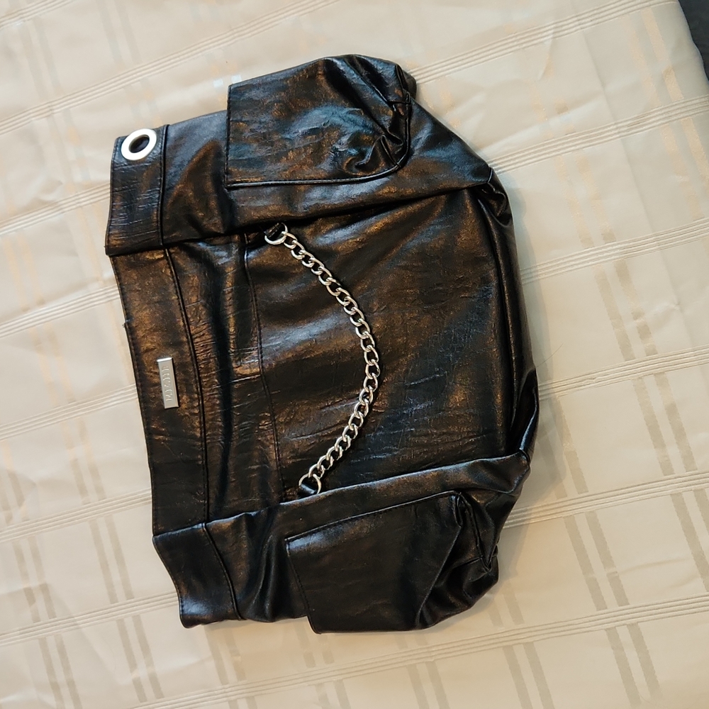 Black miche shell